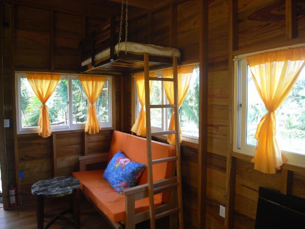 Green Valley Inn Unitedville Экстерьер фото